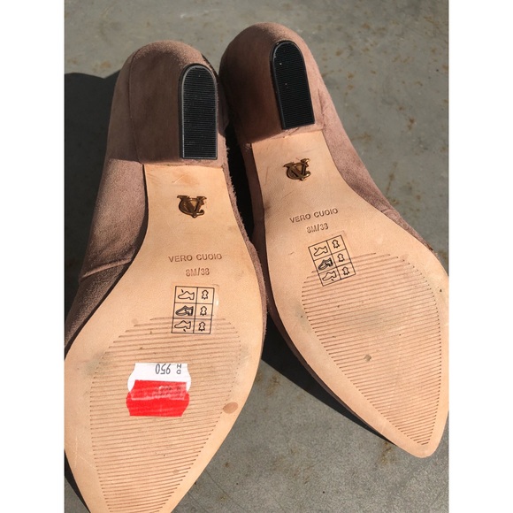 NWT - VINCE CAMUTO Nude Genuine Leather Heels - Picture 8 of 8